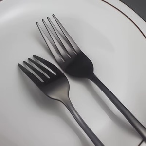 Ensemble de couverts en acier inoxydable moderne noir simple finition miroir pour restaurants, dîners formels, hôtels et repas en famille en provenance d'Inde - Product Image 3