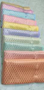 Tela de brocado de seda 100% de alta calidad personalizada al por mayor colores vibrantes para tapicería y artesanía de moda de lujo - Product Image 5