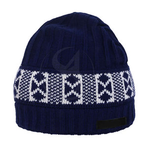 Gorros de lana para adultos con logotipo personalizado, impresión digital de último estilo, fabricados en Pakistán, 100% poliéster, alta calidad, informales - Product Image 5