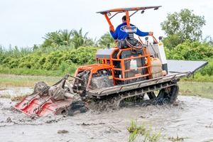 Promotions Bon Marché-Tracteur Agricole à Chenilles Hogico 75VN Haute Efficacité 70HP Puissant Durable Avec 3 en 1 Multi-fonction - Product Image 4