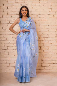 Saree doux Kota Doria peint à la main à fleurs de qualité supérieure avec chemisier en soie d'art disponible à la vente d'Inde - Product Image 2