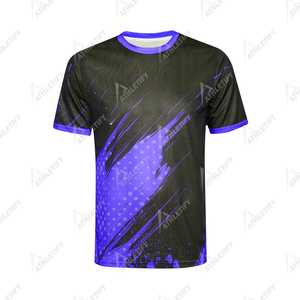 เสื้อฟุตบอลและเสื้อฟุตบอลคุณภาพสูงสำหรับแฟนๆแสดงจิตวิญญาณของทีมคุณอย่างมีสไตล์และใส่สบายในทุกการแข่งขัน