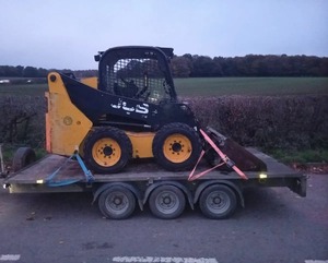 Chargeuse compacte JCB 135HD chargeuse pelleteuse utilisée 45 tonnes charge nominale MOOG composants clés hydrauliques moteur roulement boîte de vitesses - Product Image 6