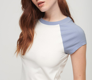 T-shirt pour femmes au design moderne et tendance, de haute qualité, personnalisable, en coton, pour femmes et dames - Product Image 2