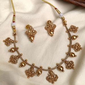 ชุดสร้อยคอวัดเคลือบทองพร้อมต่างหูสำหรับงานเทศกาลและงานแต่งงานของผู้หญิงดีไซน์เนอร์ - Product Image 1