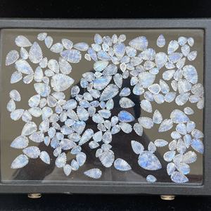 10mm 16mm Natural azul Arco Iris piedra lunar tallada forma de hoja piedras sueltas raras tallas semipreciosas hoja tamaño libre único AAA - Product Image 3