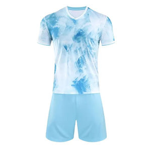 Uniformes de fútbol de color degradado transpirable con logotipo personalizado, ropa deportiva de entrenamiento de manga corta, Conjunto de camiseta corta - Product Image 1