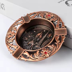 Cenicero de estilo lujoso con ranuras de corte de precisión para sostener cigarrillos, lo mejor para uso en interiores y exteriores - Product Image 4