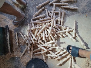 Patas de muebles de madera maciza de Vietnam para silla, sofá, mesa, patas de repuesto de madera ecológicas, patas de madera de fábrica personalizadas baratas - Product Image 3