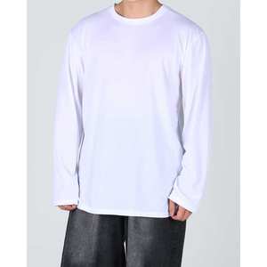 Camisetas de manga larga para hombre, camiseta de manga larga diaria en capas negras, cómoda camiseta informal de algodón para mujer, aspecto de moda coreana minimalista de gran tamaño - Product Image 1