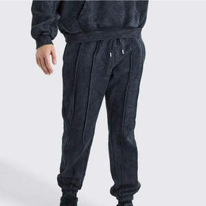 Streetwear d'hiver pour hommes en gros Ensemble de survêtement écologique en molleton uni à capuche Grande taille Logo personnalisé de haute qualité en stock - Product Image 4