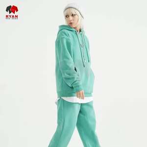 Sudadera con capucha cómoda de algodón y poliéster de gran tamaño para mujer, traje con logotipo bordado de invierno, bolsillo canguro - Product Image 2