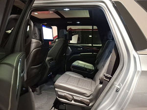 Cadillac Escalade Premium Luxury Platinum 4WD 2023 prêt à être expédié - Product Image 4