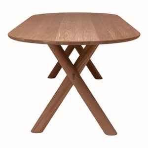 Table de salle à manger ovale moderne en bois massif avec pieds inclinés uniques Meubles de restaurant au design pour hôtels, parcs extérieurs et extérieurs - Product Image 1