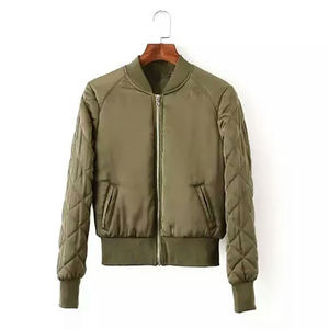 Chaquetas de bombardero de satén para mujer al por mayor, ropa de abrigo de moda brillante ligera para ropa de calle, chaqueta de bombardero informal y de moda - Product Image 3