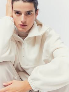 Sweat à capuche de sport surdimensionné pour femmes lourd GSM confortable respirant léger pull à capuche femmes sweat de haute qualité - Product Image 6