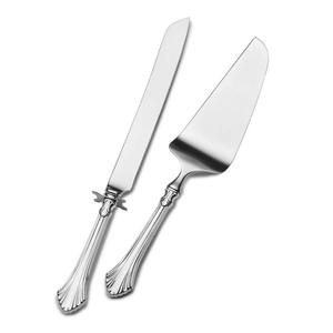 Ensemble de spatules à gâteau minimalistes en acier inoxydable avec poignée design, design épuré pour tables modernes - Product Image 3