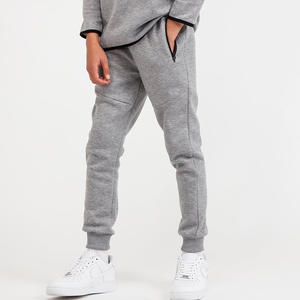 ชุดวอร์มพิมพ์ลายโลโก้แบบปรับแต่งได้ชุดวอร์มสำหรับเด็กผู้ชายคอลเลคชั่นฤดูหนาวชุดกีฬาแบบลำลองราคาถูก2026 - Product Image 4