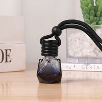 Emballage de parfum de voiture noir vide de 8ml 10ml diffuseur de parfum bouteille de parfum de voiture suspendue avec couvercle en bois