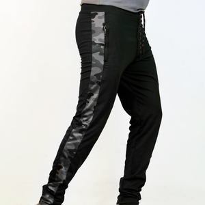 กางเกงจ็อกเกอร์ลำลองทรงสลิมฟิตสำหรับผู้ชาย เอวกลาง ผลิตจากโพลีเอสเตอร์/สแปนเด็กซ์ ระบายอากาศได้ดี เป็นมิตรกับสิ่งแวดล้อม มีกระเป๋าหลายช่อง ปิดด้วยเชือกผูก - Product Image 3