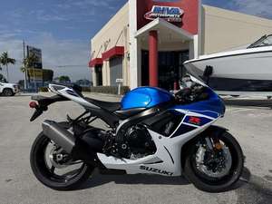 Motocyclettes sportives GSX-R600Z 2025, NOUVEAUTÉS, MEILLEURES VENTES - Product Image 6