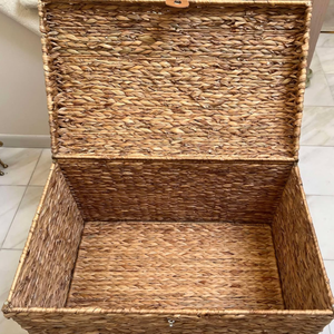 Coffre de rangement 178L tissé à la main de la meilleure qualité du panier de rangement en jacinthe d'eau du Vietnam avec couvercle et poignées pour la chambre à coucher - Product Image 3