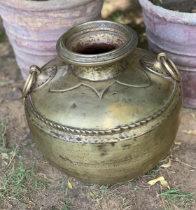 Pot de plante en métal de couleur cuivre au design martelé, écologique, décoratif, petit pot pour plantes succulentes, jardin d'intérieur - Product Image 3