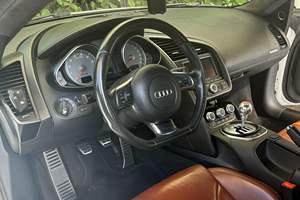 รถออดี้ R8 คูเป้ ปี 2009 มือสอง พวงมาลัยซ้าย/ขวา - Product Image 4