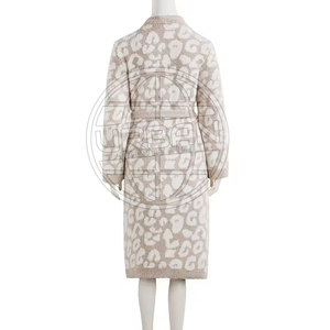 Bata de algodón ligera de alta calidad para mujer, manga larga, suave y cómoda, para uso diario en invierno/primavera - Product Image 2