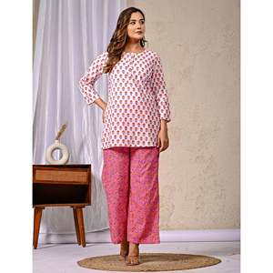 Conjunto de Dos Piezas de Algodón Blanco y Rosa con Decoración de Botones, Manga Tres Cuartos, Tops y Shorts para Uso Diario, Talla XS/XS, para Otoño y Verano - Product Image 4