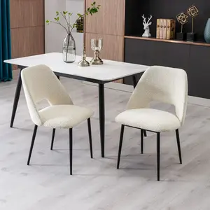 Silla de comedor de Metal de diseño moderno, sillas de restaurante de terciopelo de peluche para muebles del hogar apilables para comedor