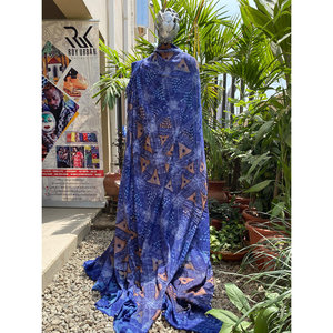 Tessuto da ricamo Batik Adire Alabela disegnato a mano su Chiffon Premium Design artigianale - Product Image 3