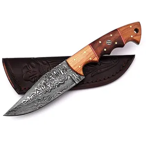 سكين دمشقي مخصص صناعة يدوية مستقيم مقبض يدوي محفور سكين جيب للحراس مع سكاكين بغمد جلدي