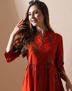 Fait à la main Boho Floral imprimé femmes robe coton bio à la mode Style décontracté pour l'été et la Saint-Valentin tissé écologique - Product Image 4