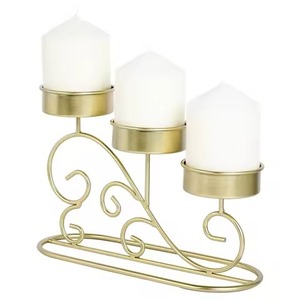 Bougeoir pilier au design moderne avec trois piliers pour bougeoir métallique décoratif en fil d'or - Product Image 1