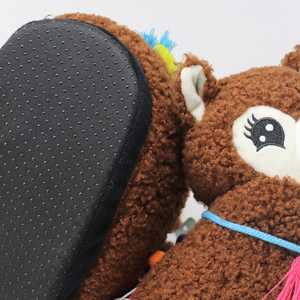 SLOFFIES Pantoufles en peluche d'alpaga taille unique pour adulte, douces et chaudes, pantoufles d'extérieur avec semelle intérieure en coton réglable pour la saison printanière - Product Image 2