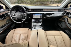 Vehículos Usados de Segunda Mano 2020 A8 L quattro 60 TFSI Listos para Envío Rápido - Product Image 3