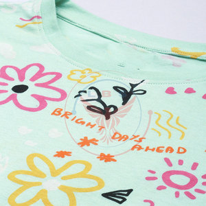 Camiseta Deportiva de Compresión para Mujer, Diseño Moderno, Ecológica, de Secado Rápido, Cómoda, de Alta Calidad, Sublimada - Product Image 5