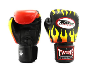 Offre spéciale, nouveauté, vente en gros de gants de boxe personnalisés Oem flamme de feu jumeaux gants de boxe Muay Thai gants pour hommes - Product Image 1