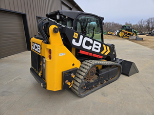 รถตักล้อยาง JCB 2TS-7T รุ่นดั้งเดิม เครื่องจักรสำหรับงานวิศวกรรมและก่อสร้าง - Product Image 3