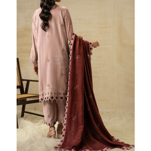 Ropa de Moda al por Mayor de Tela Transpirable, Traje Bordado Elegante para Mujer en Talla Adulta para Fiestas - Product Image 6