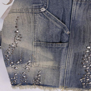 Verano Vintage personalizado moda lavado Rhinestone para hombre Denim Tear Shorts venta al por mayor High Street hasta la rodilla corto para hombres - Product Image 5