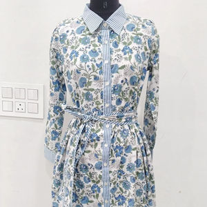 Robe Maxi d'été à fleurs pour femmes Col en O Respirante à dos nu Volants Casual Formal Style Sweet Fashionable Design - Product Image 1