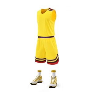 Maillots de basket en gros en stock – Tenues de basket personnalisées pour hommes, ensembles respirants à séchage rapide, maillots de basket - Product Image 2