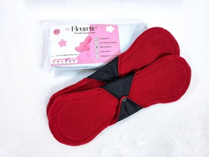 Serviettes hygiéniques féminines en coton naturel de fournisseur indien avec des coussinets menstruels super confortables pour femmes, utilisation de jour et de nuit - Product Image 2