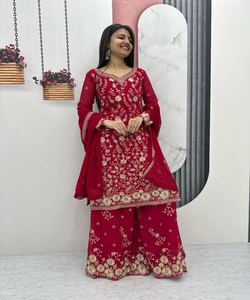 Elegante Tweedelige Abaya-Set Pakistani Past Bij Indiase Punjabi Kurta Gazon Gestikte Sharara-Islamitische Kleding Damesmode