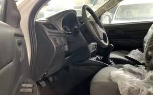 Mitsubishi L200 Usada, Volante a la Izquierda, 5 Asientos, Camioneta - Product Image 5