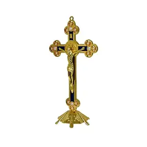 Premium Gold Plated Italian Church altar Engraved And Embossed Creation Eco Friendly Custom Brass Catholic altar Crucifix