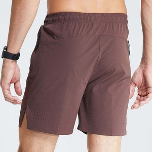 Pantalones cortos de gimnasio de algodón antiencogimiento con logotipo personalizado OEM, pantalones cortos de playa ajustados con bolsillos laterales grises para hombre - Product Image 2