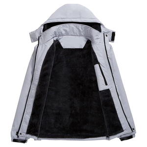 Veste de ski extérieure personnalisée pour hommes Fournisseur OEM Tissu imperméable Coupe chaude Impression de logo et Options de vêtements de marque de distributeur - Product Image 4